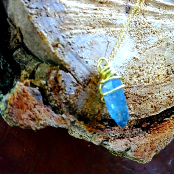 New 14k Vermeil Wire Handwrapped Bluefire Labradorite Point Talisman Necklace - Picture 4 of 4